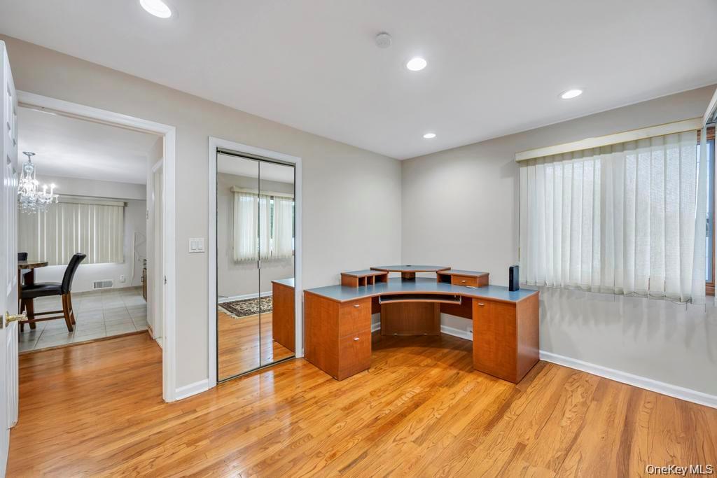 30 Andover Lane, Oyster Bay, New York 11801