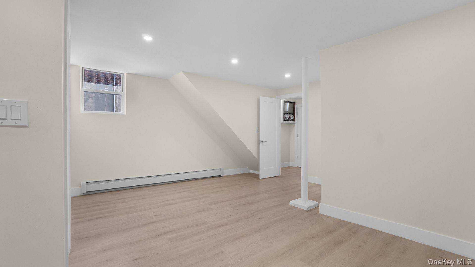 2716 Gunther Avenue, New York, New York 10469