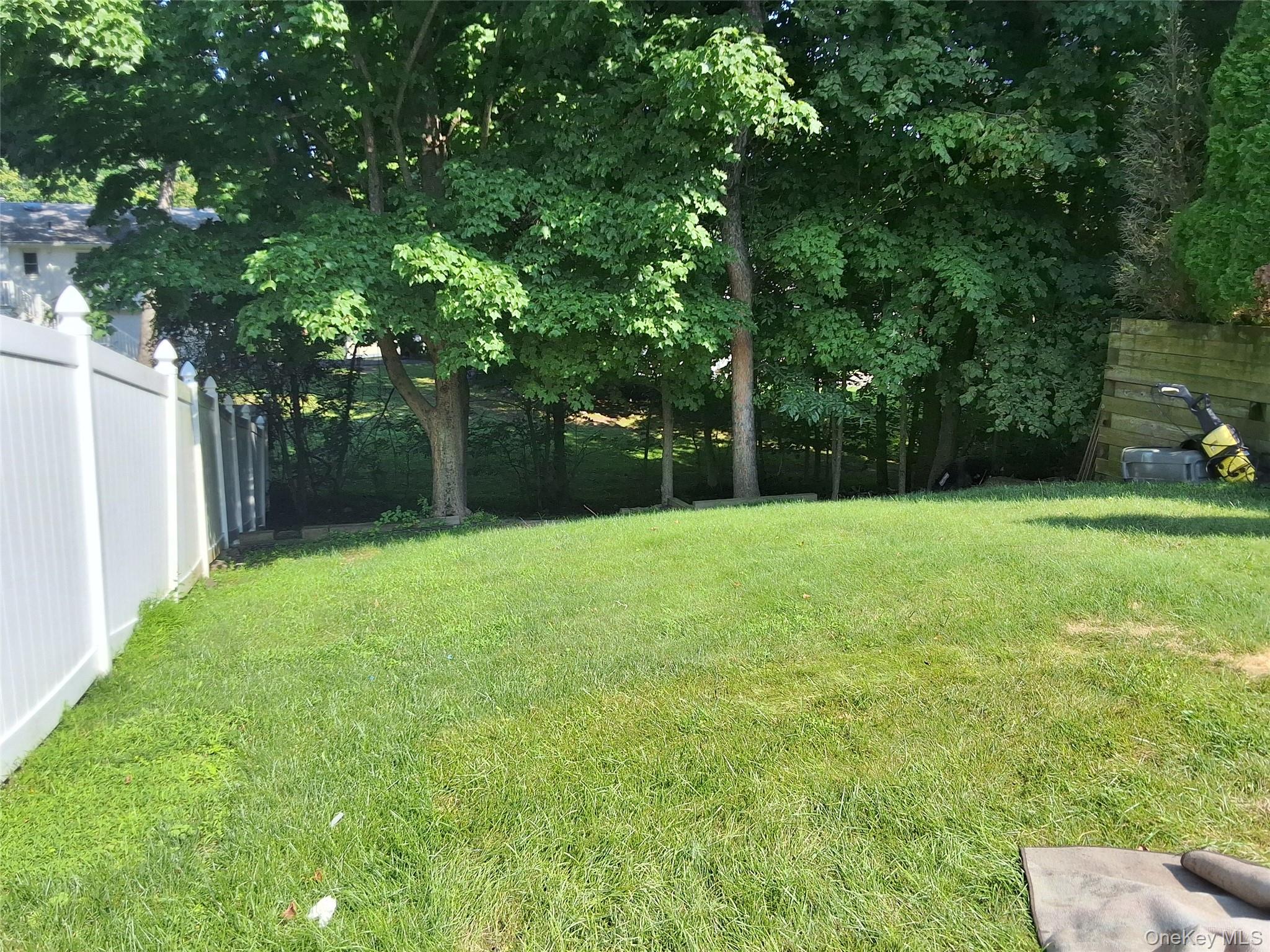 6 Strathmore Drive, Clarkstown, New York 10956